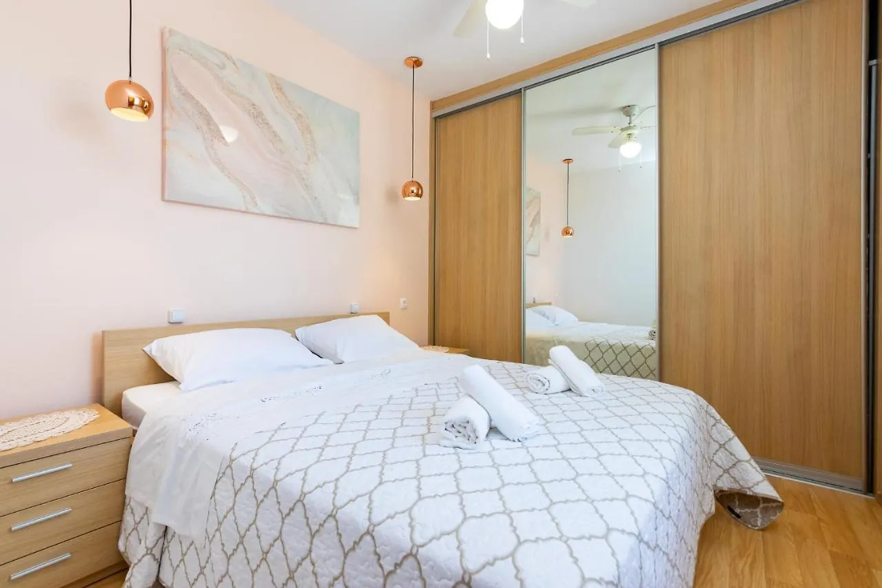Apartment Grafulin Kastela Croatia