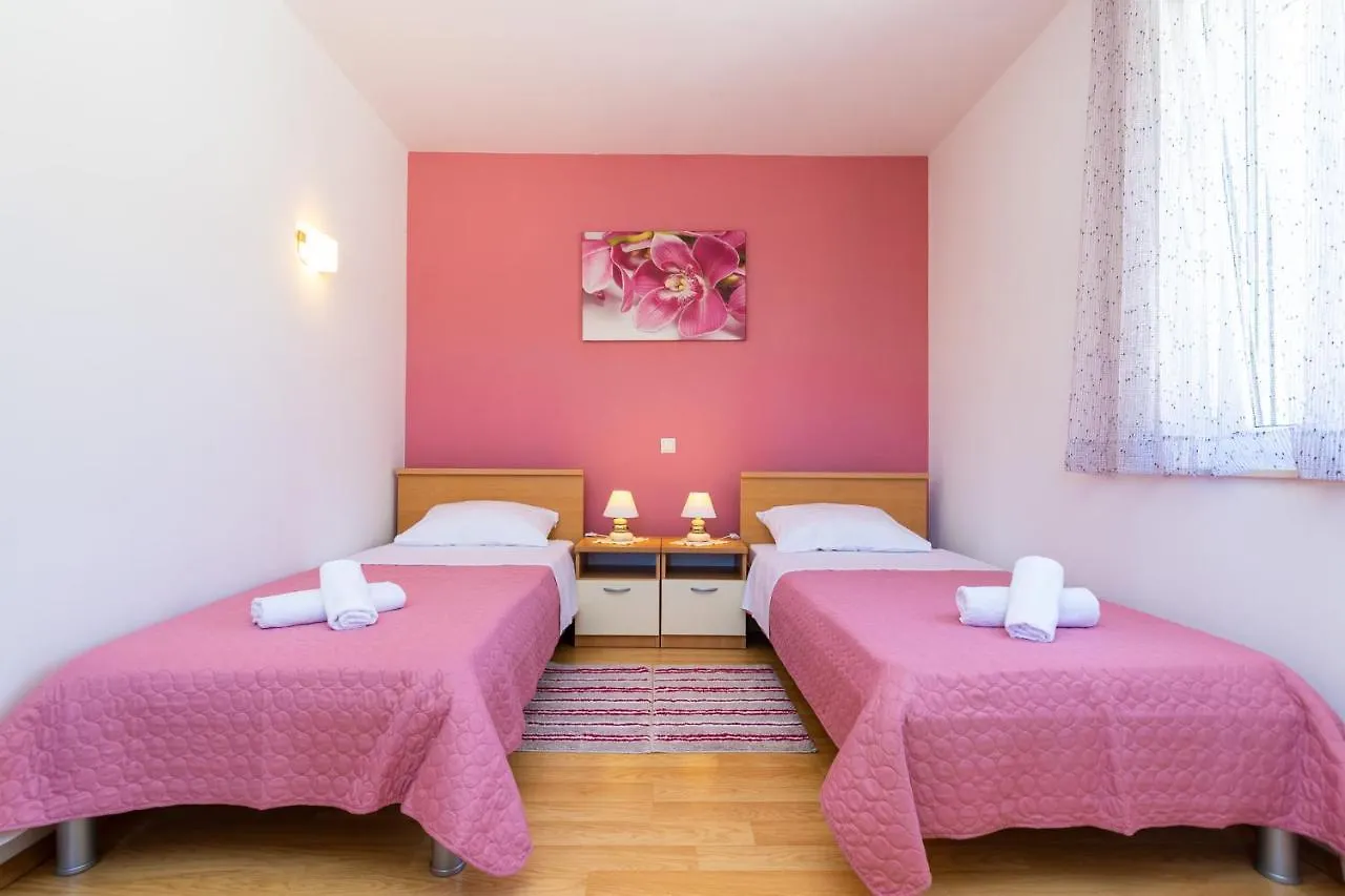 Apartment Grafulin Kastela