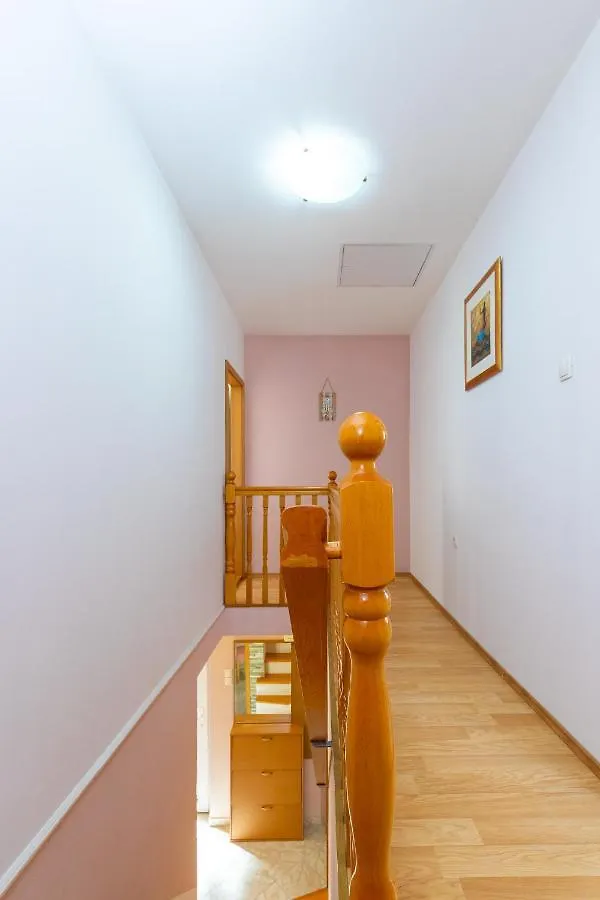 Apartment Grafulin Kastela